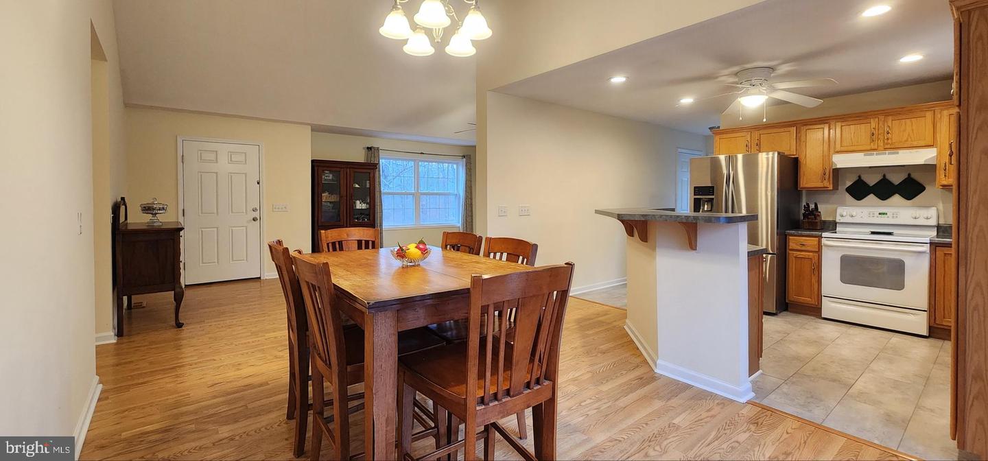 195 SHANNON GLEN DR, LOUISA, Virginia 23093, 4 Bedrooms Bedrooms, ,3 BathroomsBathrooms,Residential,For sale,195 SHANNON GLEN DR,VALA2009084 MLS # VALA2009084