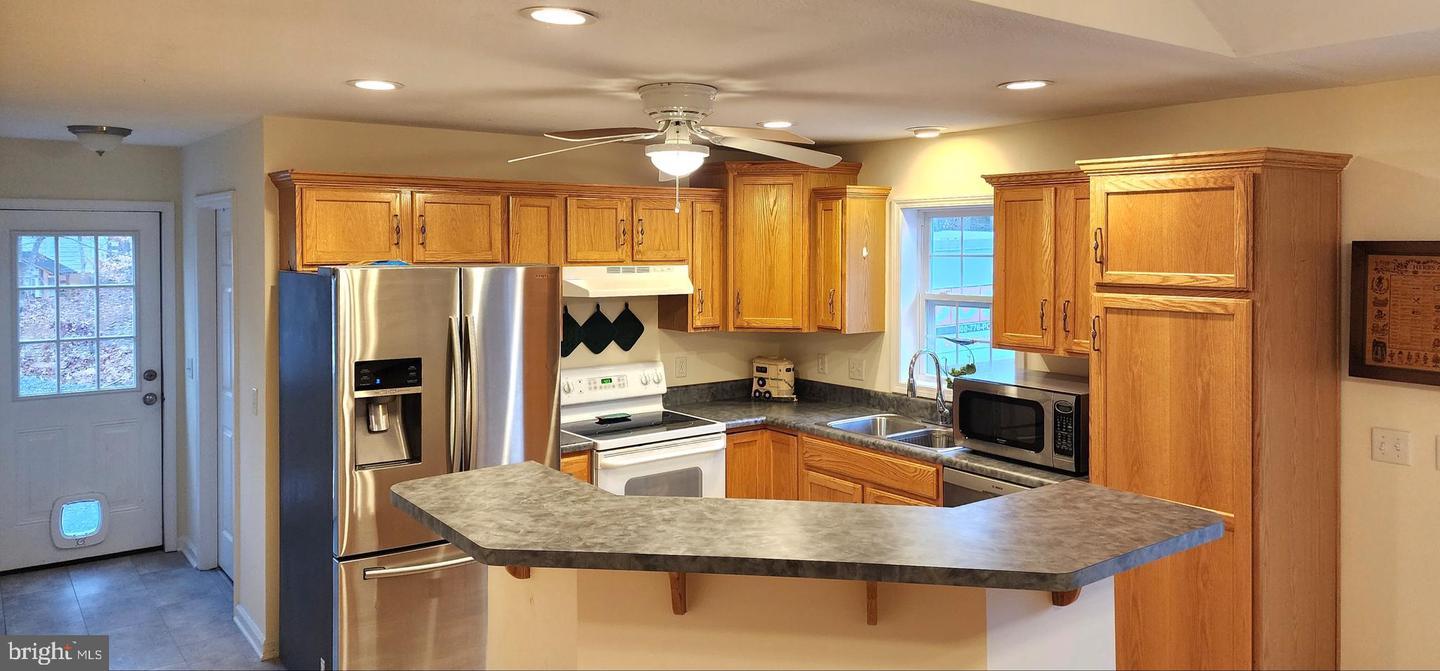 195 SHANNON GLEN DR, LOUISA, Virginia 23093, 4 Bedrooms Bedrooms, ,3 BathroomsBathrooms,Residential,For sale,195 SHANNON GLEN DR,VALA2009084 MLS # VALA2009084