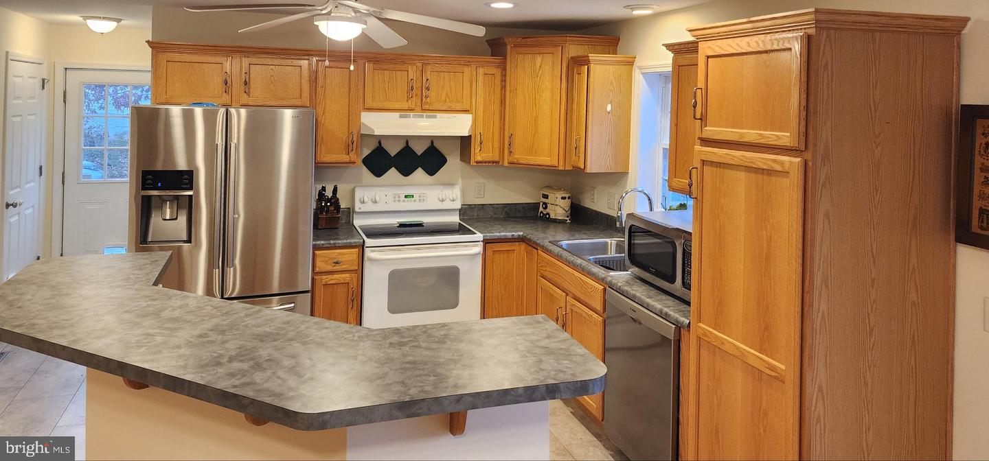 195 SHANNON GLEN DR, LOUISA, Virginia 23093, 4 Bedrooms Bedrooms, ,3 BathroomsBathrooms,Residential,For sale,195 SHANNON GLEN DR,VALA2009084 MLS # VALA2009084