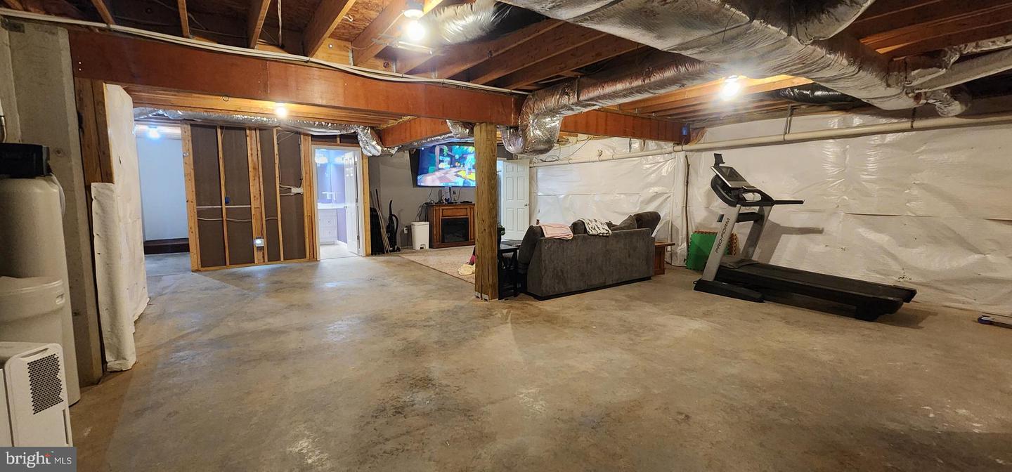 195 SHANNON GLEN DR, LOUISA, Virginia 23093, 4 Bedrooms Bedrooms, ,3 BathroomsBathrooms,Residential,For sale,195 SHANNON GLEN DR,VALA2009084 MLS # VALA2009084