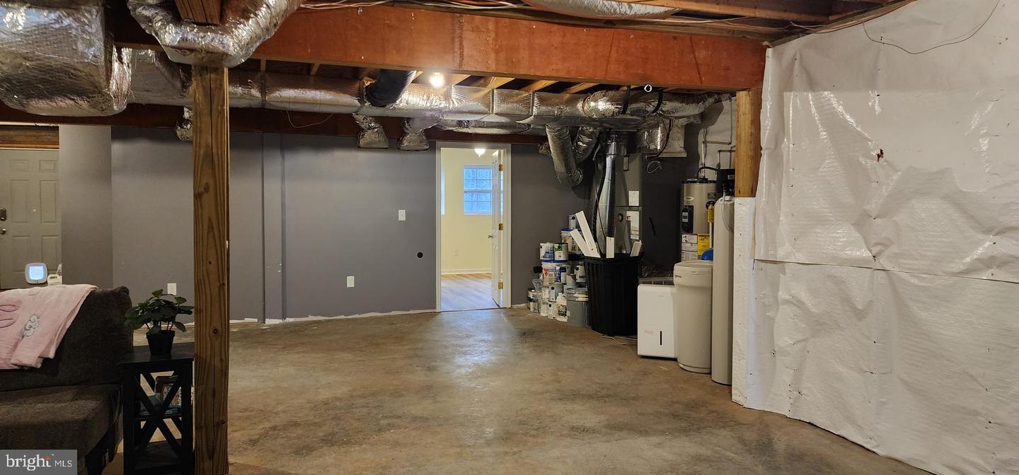 195 SHANNON GLEN DR, LOUISA, Virginia 23093, 4 Bedrooms Bedrooms, ,3 BathroomsBathrooms,Residential,For sale,195 SHANNON GLEN DR,VALA2009084 MLS # VALA2009084