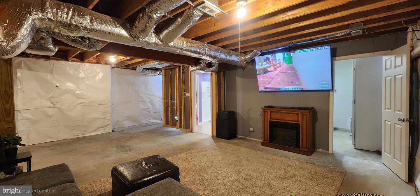 195 SHANNON GLEN DR, LOUISA, Virginia 23093, 4 Bedrooms Bedrooms, ,3 BathroomsBathrooms,Residential,For sale,195 SHANNON GLEN DR,VALA2009084 MLS # VALA2009084