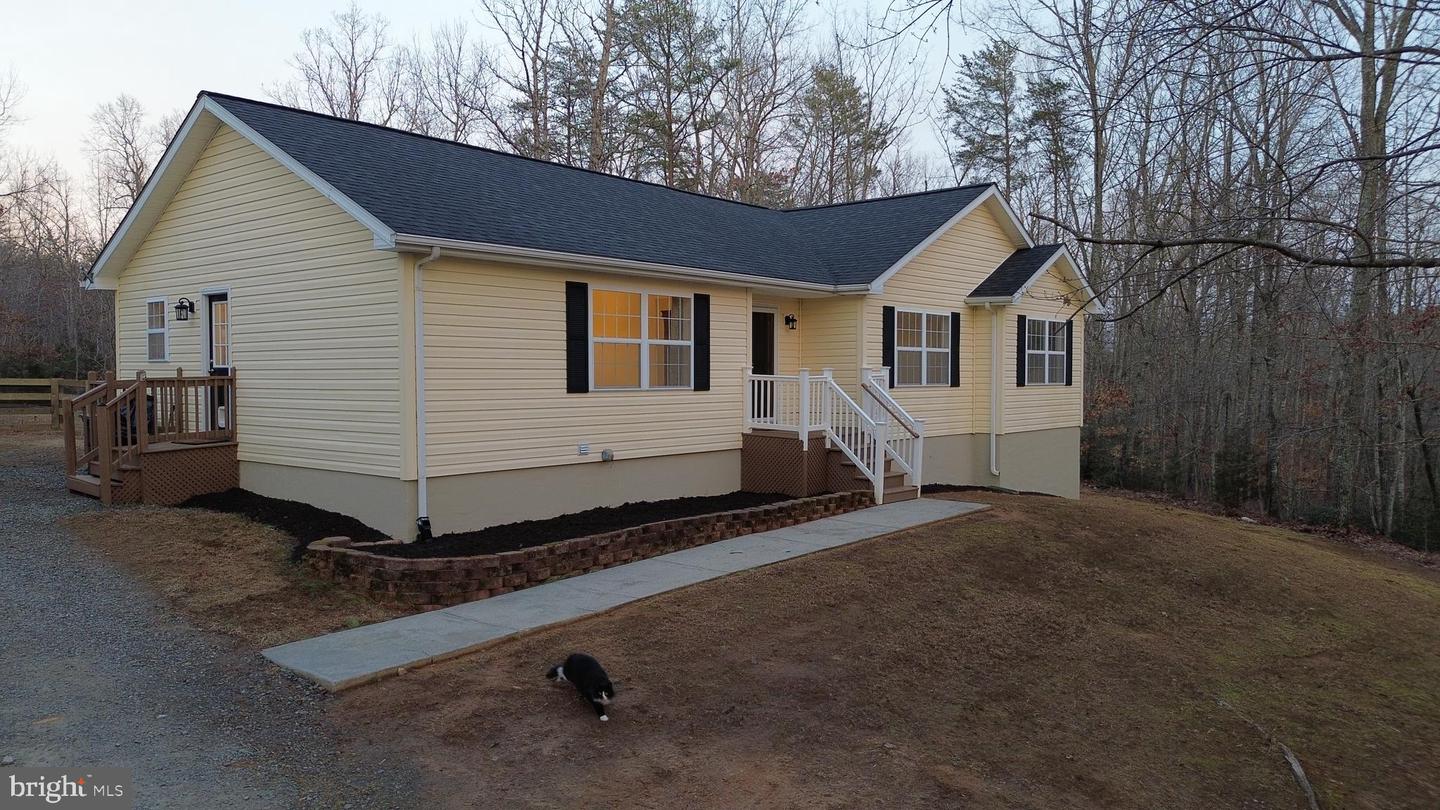 195 SHANNON GLEN DR, LOUISA, Virginia 23093, 4 Bedrooms Bedrooms, ,3 BathroomsBathrooms,Residential,For sale,195 SHANNON GLEN DR,VALA2009084 MLS # VALA2009084