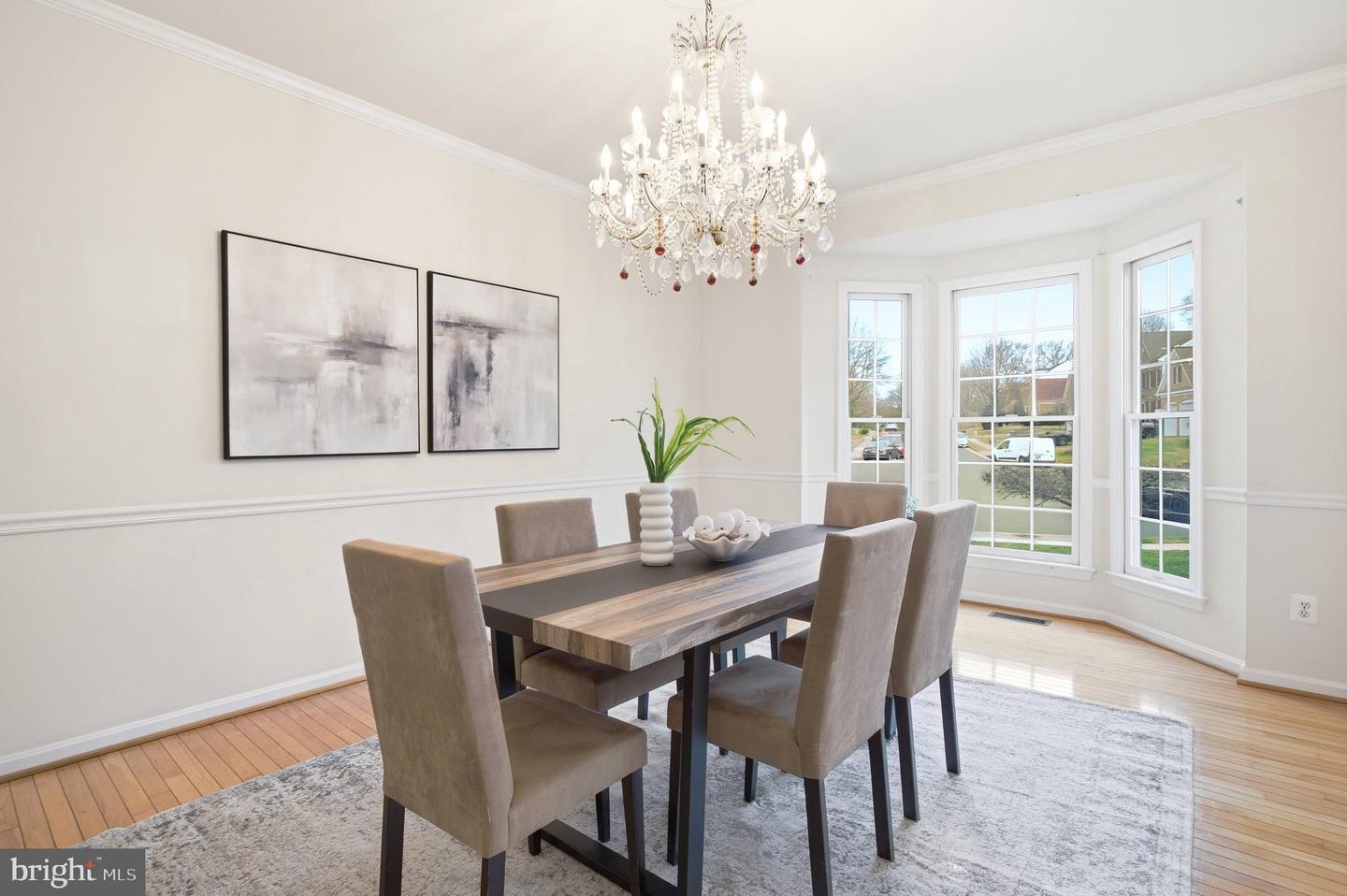 10214 GLEN CHASE CT, FAIRFAX, Virginia 22032, 5 Bedrooms Bedrooms, ,4 BathroomsBathrooms,Residential,For sale,10214 GLEN CHASE CT,VAFX2283978 MLS # VAFX2283978