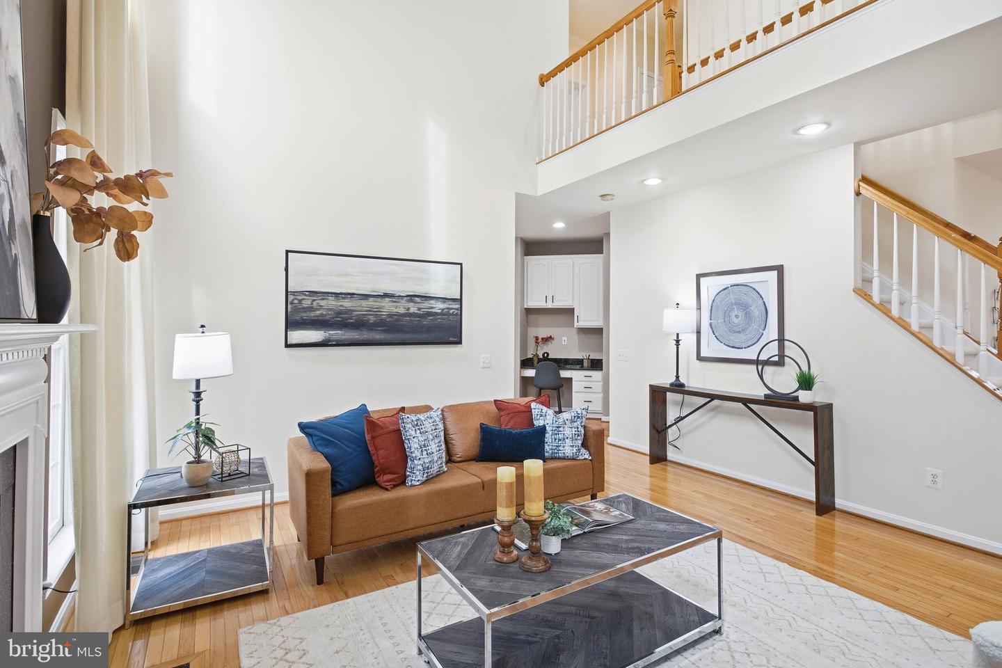 10214 GLEN CHASE CT, FAIRFAX, Virginia 22032, 5 Bedrooms Bedrooms, ,4 BathroomsBathrooms,Residential,For sale,10214 GLEN CHASE CT,VAFX2283978 MLS # VAFX2283978