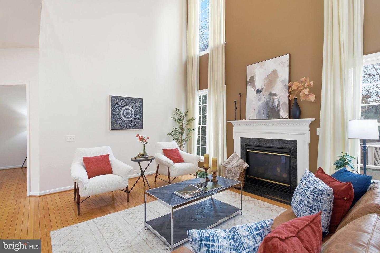 10214 GLEN CHASE CT, FAIRFAX, Virginia 22032, 5 Bedrooms Bedrooms, ,4 BathroomsBathrooms,Residential,For sale,10214 GLEN CHASE CT,VAFX2283978 MLS # VAFX2283978