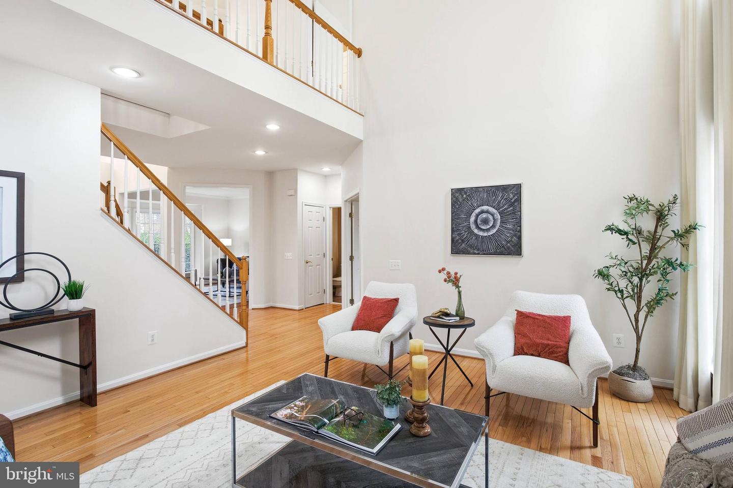 10214 GLEN CHASE CT, FAIRFAX, Virginia 22032, 5 Bedrooms Bedrooms, ,4 BathroomsBathrooms,Residential,For sale,10214 GLEN CHASE CT,VAFX2283978 MLS # VAFX2283978