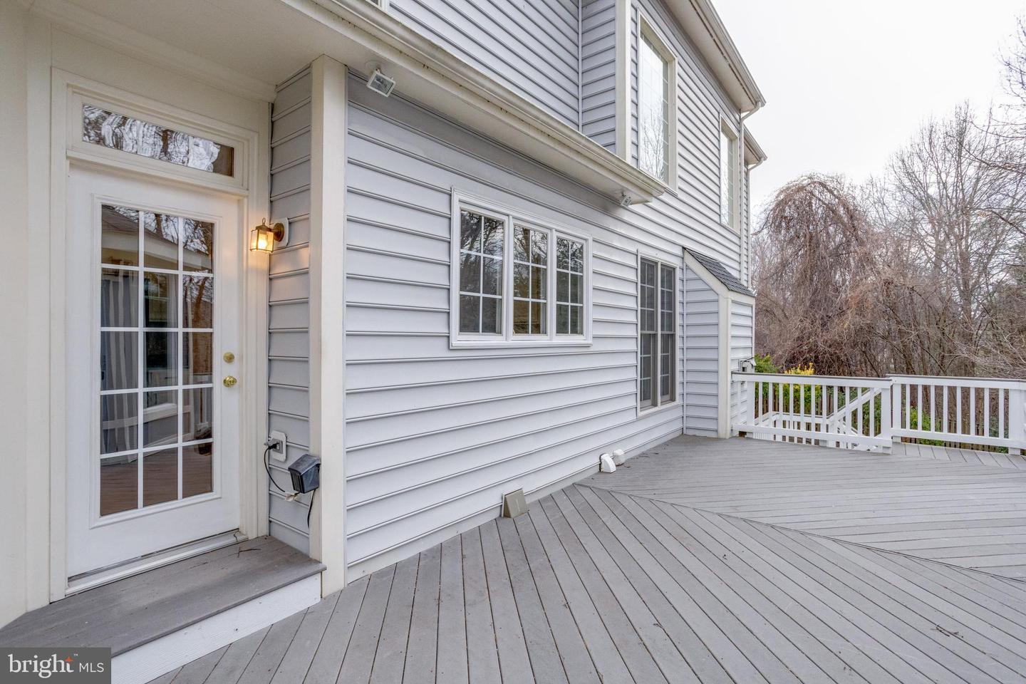 10214 GLEN CHASE CT, FAIRFAX, Virginia 22032, 5 Bedrooms Bedrooms, ,4 BathroomsBathrooms,Residential,For sale,10214 GLEN CHASE CT,VAFX2283978 MLS # VAFX2283978