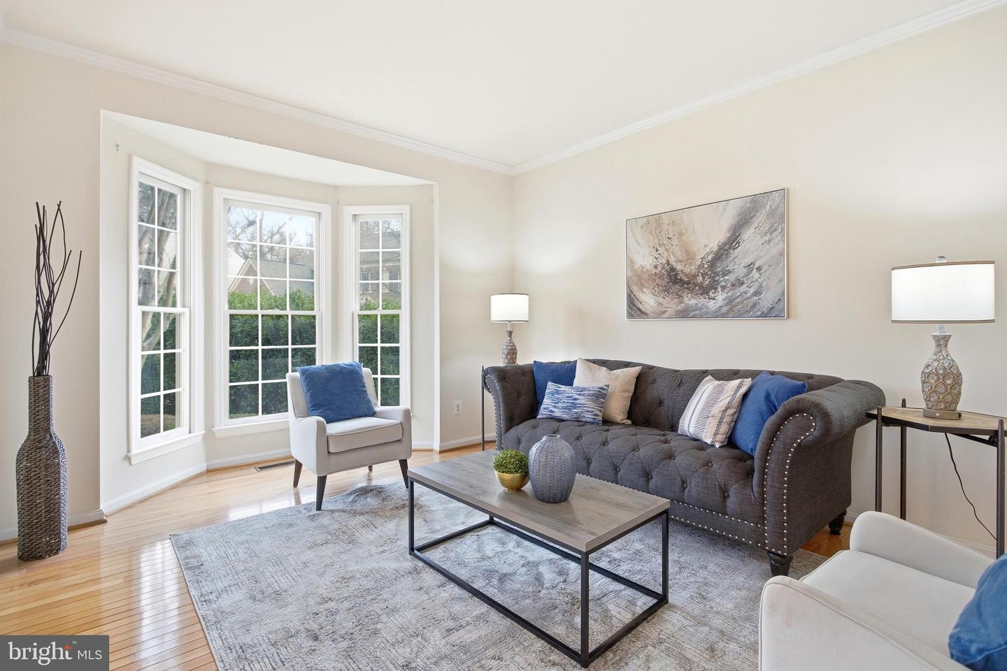 10214 GLEN CHASE CT, FAIRFAX, Virginia 22032, 5 Bedrooms Bedrooms, ,4 BathroomsBathrooms,Residential,For sale,10214 GLEN CHASE CT,VAFX2283978 MLS # VAFX2283978