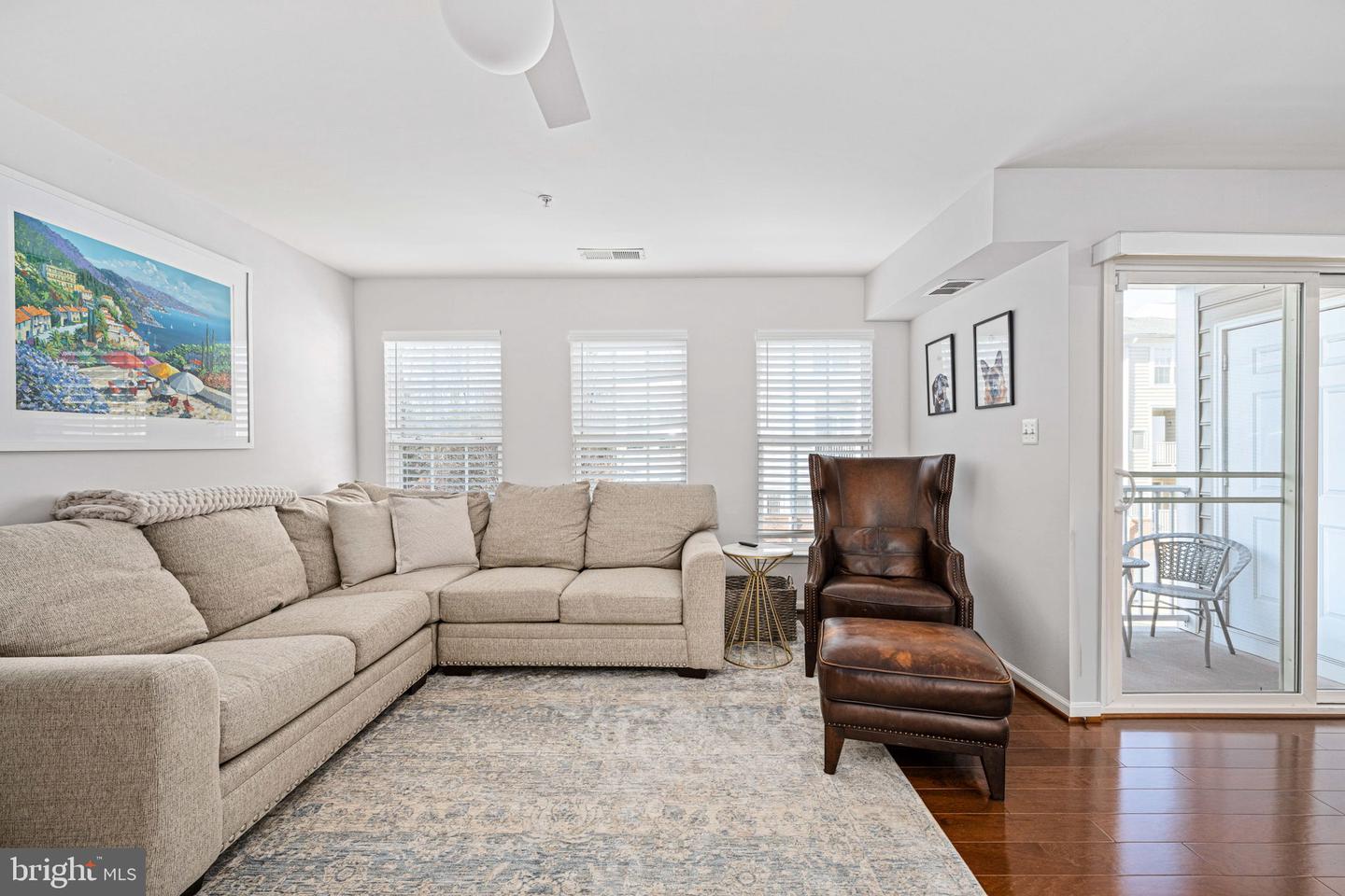 15224 ROSEMONT MANOR DR, HAYMARKET, Virginia 20169, 3 Bedrooms Bedrooms, ,2 BathroomsBathrooms,Residential,For sale,15224 ROSEMONT MANOR DR,VAPW2109892 MLS # VAPW2109892