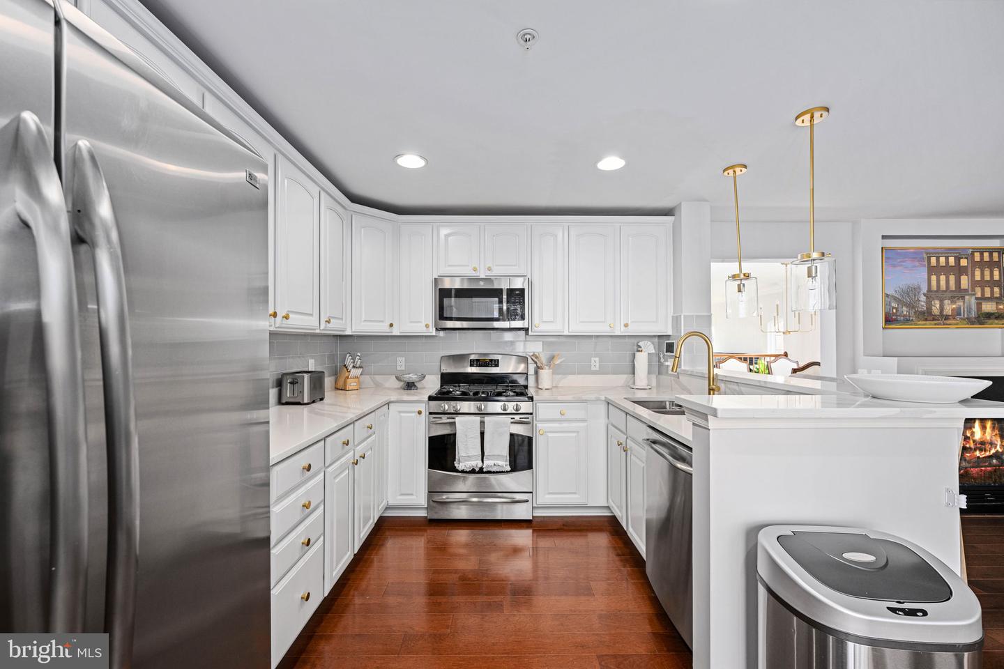 15224 ROSEMONT MANOR DR, HAYMARKET, Virginia 20169, 3 Bedrooms Bedrooms, ,2 BathroomsBathrooms,Residential,For sale,15224 ROSEMONT MANOR DR,VAPW2109892 MLS # VAPW2109892