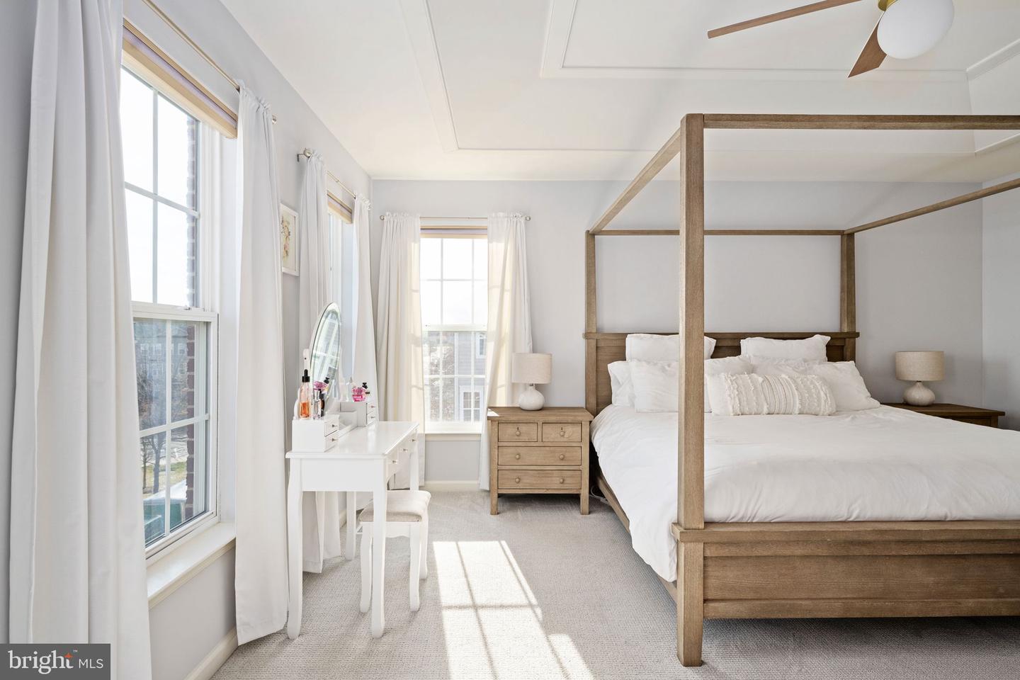 15224 ROSEMONT MANOR DR, HAYMARKET, Virginia 20169, 3 Bedrooms Bedrooms, ,2 BathroomsBathrooms,Residential,For sale,15224 ROSEMONT MANOR DR,VAPW2109892 MLS # VAPW2109892