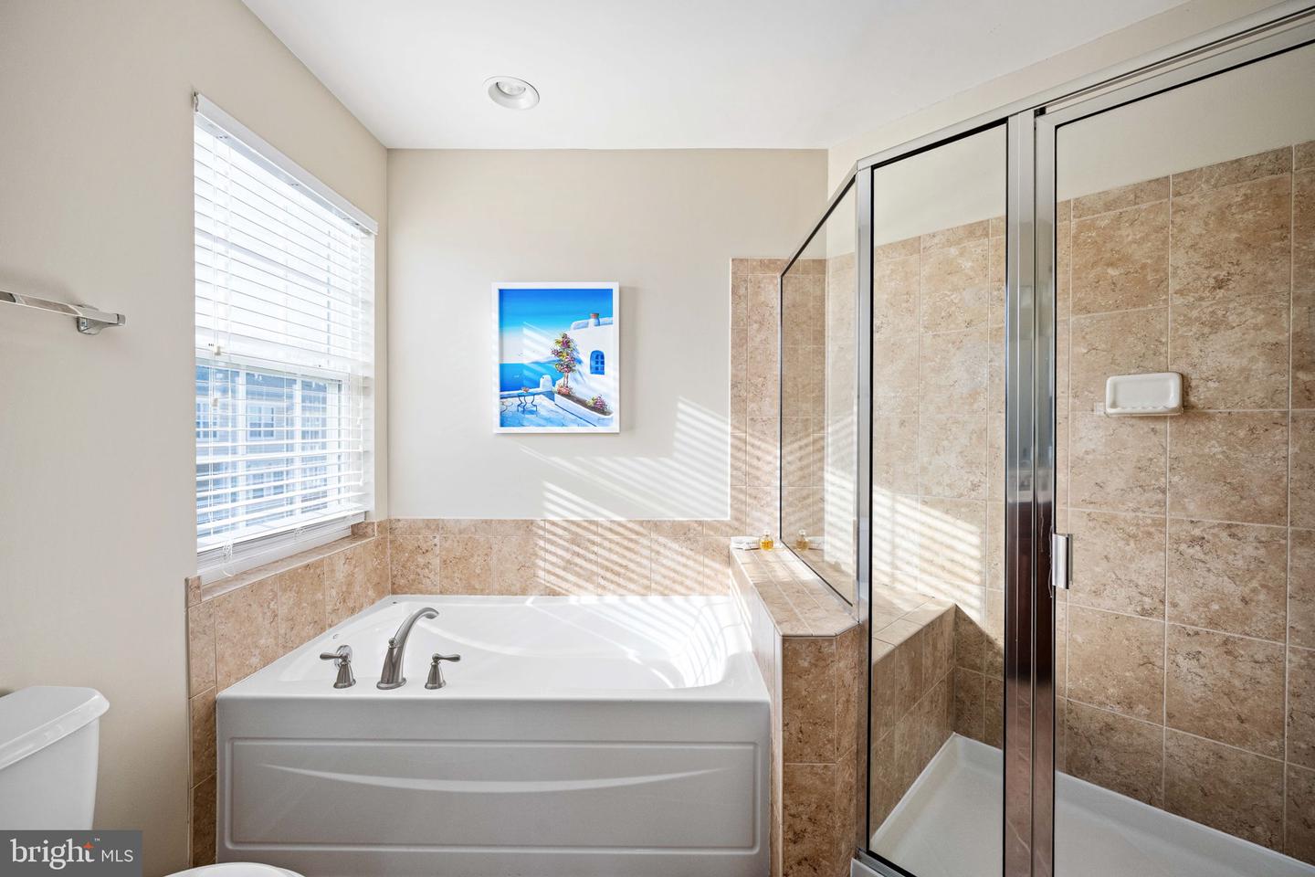 15224 ROSEMONT MANOR DR, HAYMARKET, Virginia 20169, 3 Bedrooms Bedrooms, ,2 BathroomsBathrooms,Residential,For sale,15224 ROSEMONT MANOR DR,VAPW2109892 MLS # VAPW2109892