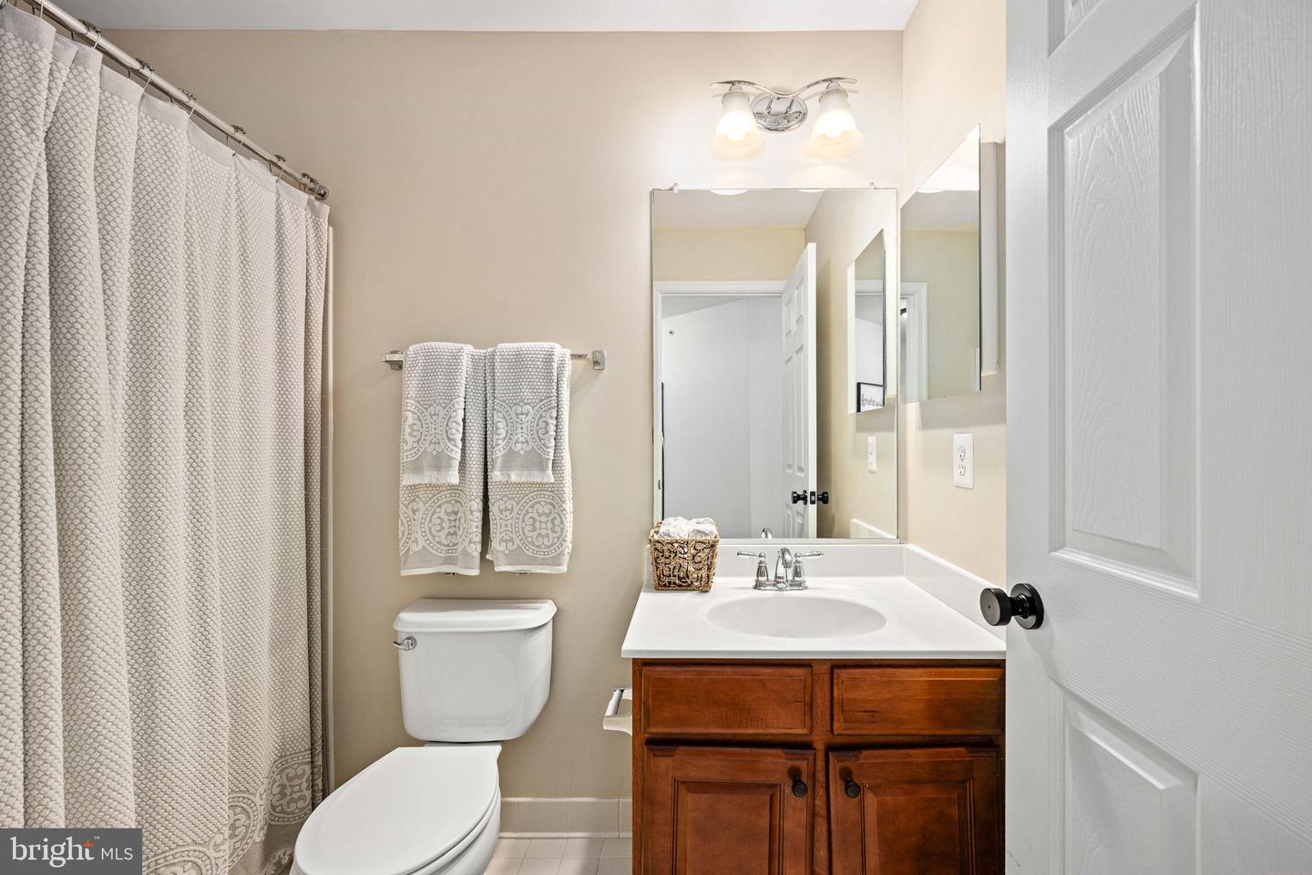 15224 ROSEMONT MANOR DR, HAYMARKET, Virginia 20169, 3 Bedrooms Bedrooms, ,2 BathroomsBathrooms,Residential,For sale,15224 ROSEMONT MANOR DR,VAPW2109892 MLS # VAPW2109892