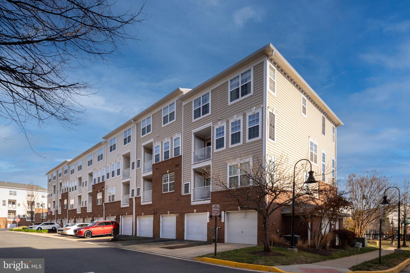 15224 ROSEMONT MANOR DR, HAYMARKET, Virginia 20169, 3 Bedrooms Bedrooms, ,2 BathroomsBathrooms,Residential,For sale,15224 ROSEMONT MANOR DR,VAPW2109892 MLS # VAPW2109892