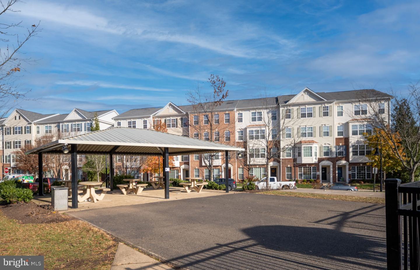 15224 ROSEMONT MANOR DR, HAYMARKET, Virginia 20169, 3 Bedrooms Bedrooms, ,2 BathroomsBathrooms,Residential,For sale,15224 ROSEMONT MANOR DR,VAPW2109892 MLS # VAPW2109892