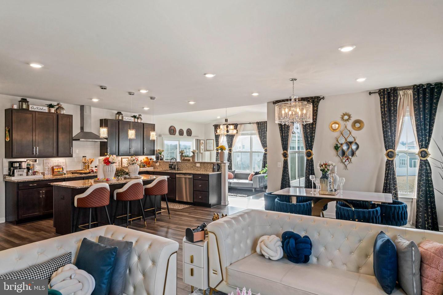 225 LEHIGH DR, WINCHESTER, Virginia 22602, 7 Bedrooms Bedrooms, ,3 BathroomsBathrooms,Residential,For sale,225 LEHIGH DR,VAFV2038698 MLS # VAFV2038698