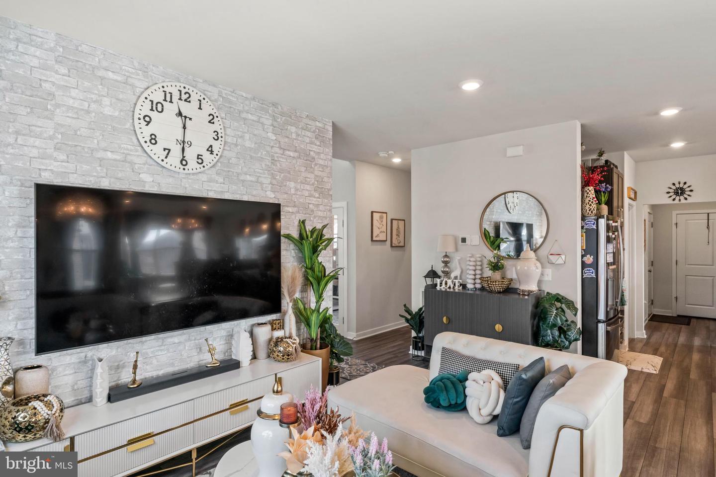 225 LEHIGH DR, WINCHESTER, Virginia 22602, 7 Bedrooms Bedrooms, ,3 BathroomsBathrooms,Residential,For sale,225 LEHIGH DR,VAFV2038698 MLS # VAFV2038698