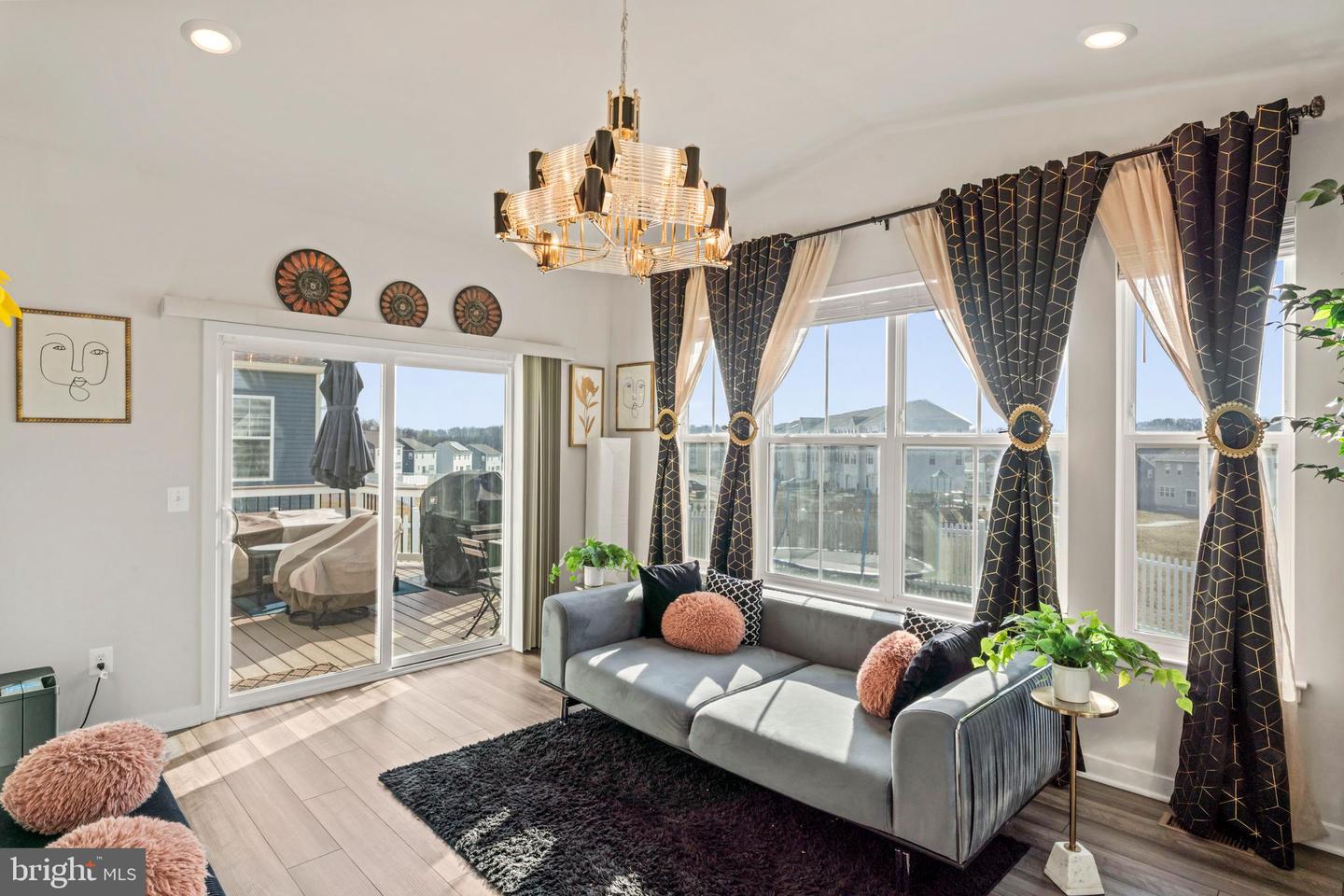 225 LEHIGH DR, WINCHESTER, Virginia 22602, 7 Bedrooms Bedrooms, ,3 BathroomsBathrooms,Residential,For sale,225 LEHIGH DR,VAFV2038698 MLS # VAFV2038698