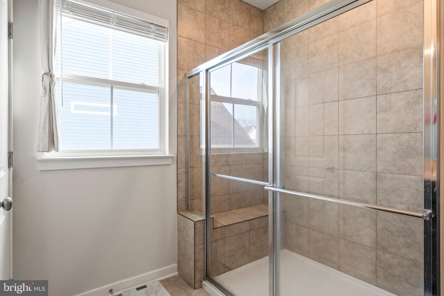 225 LEHIGH DR, WINCHESTER, Virginia 22602, 7 Bedrooms Bedrooms, ,3 BathroomsBathrooms,Residential,For sale,225 LEHIGH DR,VAFV2038698 MLS # VAFV2038698