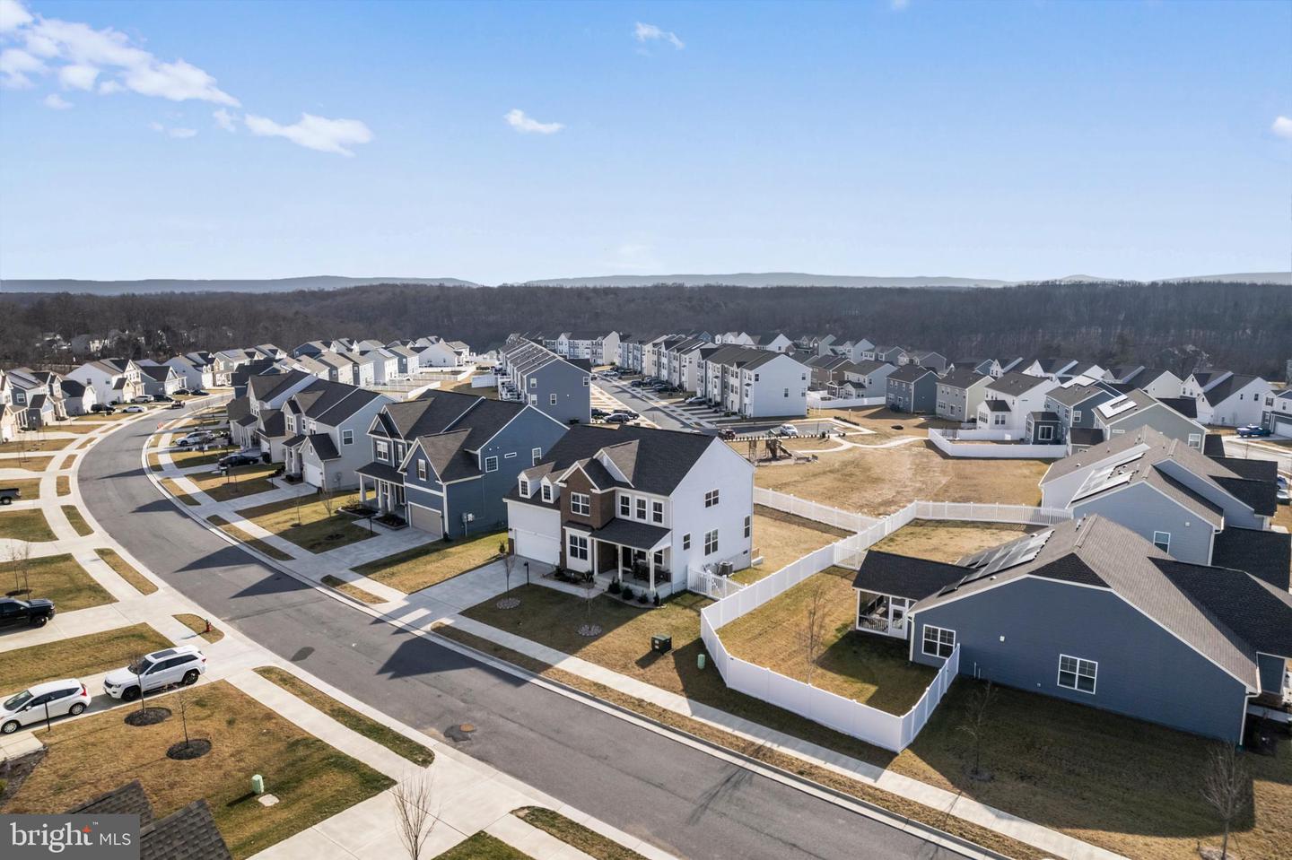 225 LEHIGH DR, WINCHESTER, Virginia 22602, 7 Bedrooms Bedrooms, ,3 BathroomsBathrooms,Residential,For sale,225 LEHIGH DR,VAFV2038698 MLS # VAFV2038698