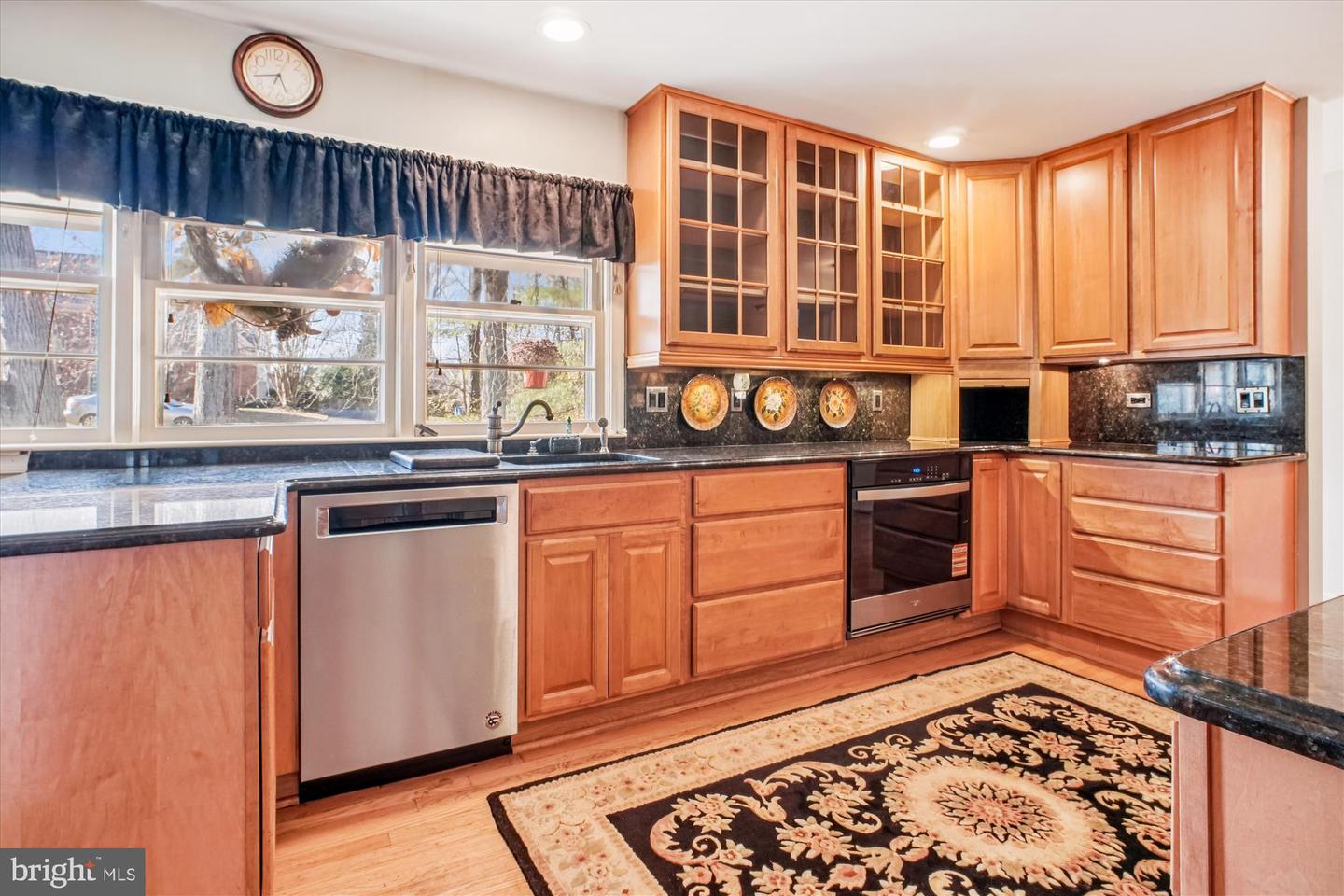 2627 FIVE OAKS RD, VIENNA, Virginia 22181, 3 Bedrooms Bedrooms, ,3 BathroomsBathrooms,Residential,For sale,2627 FIVE OAKS RD,VAFX2284042 MLS # VAFX2284042