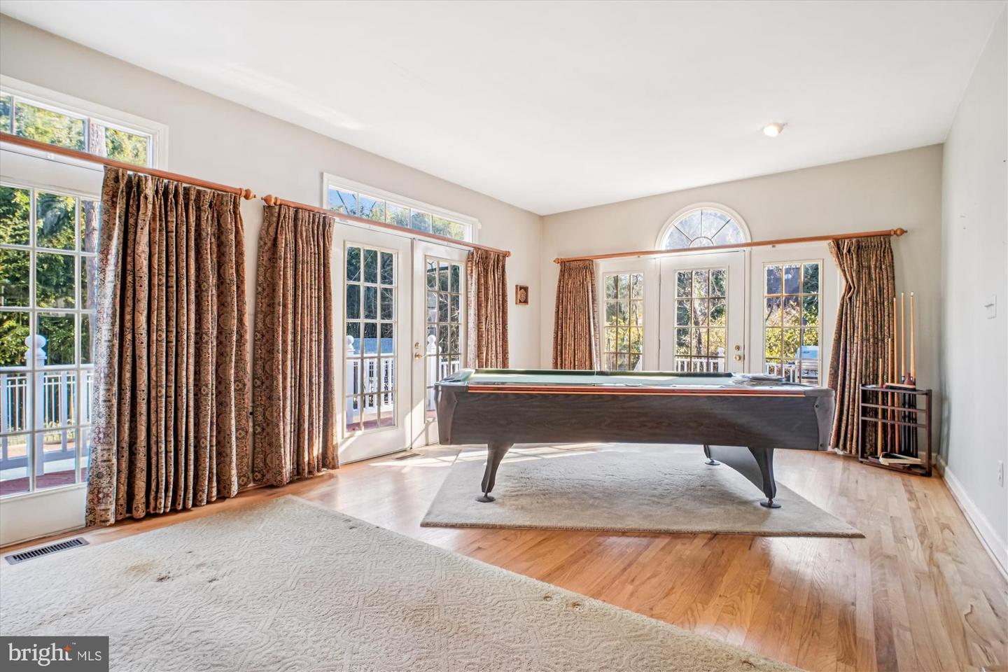 2627 FIVE OAKS RD, VIENNA, Virginia 22181, 3 Bedrooms Bedrooms, ,3 BathroomsBathrooms,Residential,For sale,2627 FIVE OAKS RD,VAFX2284042 MLS # VAFX2284042