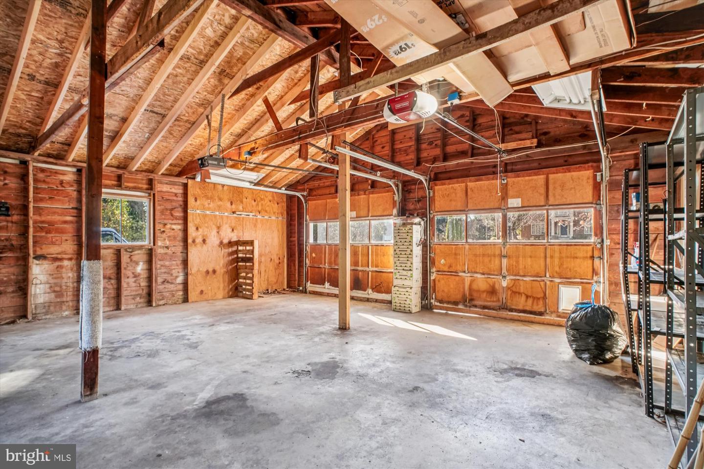 2627 FIVE OAKS RD, VIENNA, Virginia 22181, 3 Bedrooms Bedrooms, ,3 BathroomsBathrooms,Residential,For sale,2627 FIVE OAKS RD,VAFX2284042 MLS # VAFX2284042