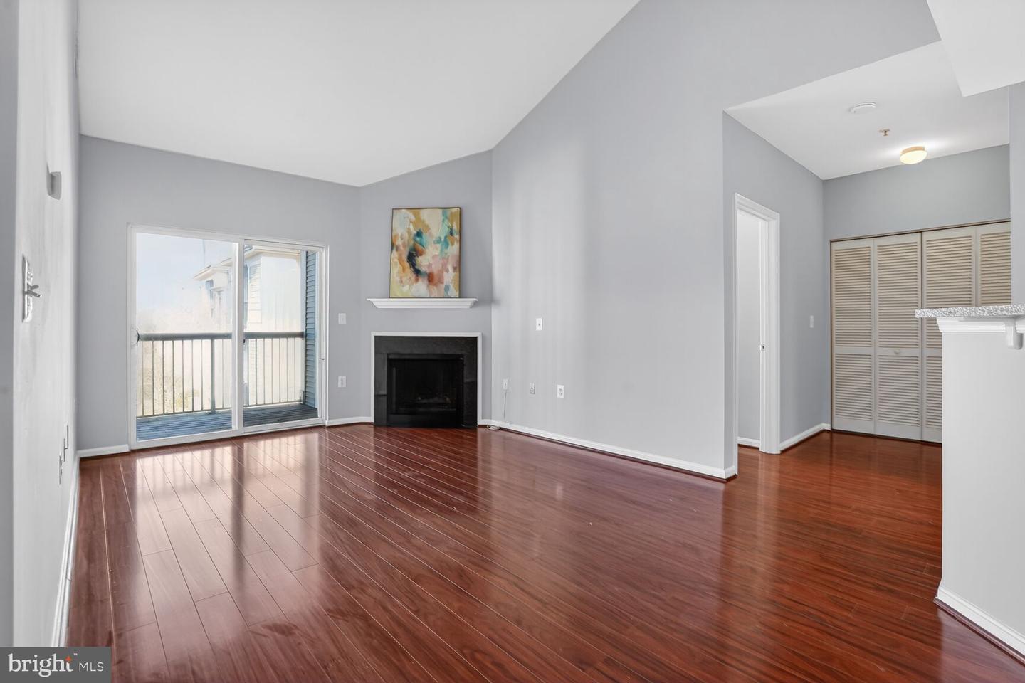 11329 ARISTOTLE DR #5-408, FAIRFAX, Virginia 22030, 2 Bedrooms Bedrooms, ,2 BathroomsBathrooms,Residential,For sale,11329 ARISTOTLE DR #5-408,VAFX2284046 MLS # VAFX2284046