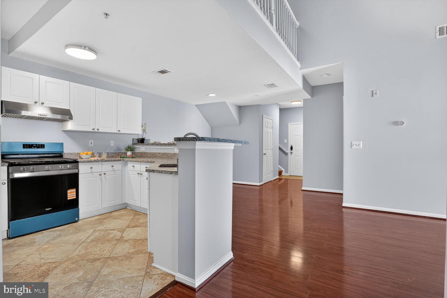 11329 ARISTOTLE DR #5-408, FAIRFAX, Virginia 22030, 2 Bedrooms Bedrooms, ,2 BathroomsBathrooms,Residential,For sale,11329 ARISTOTLE DR #5-408,VAFX2284046 MLS # VAFX2284046