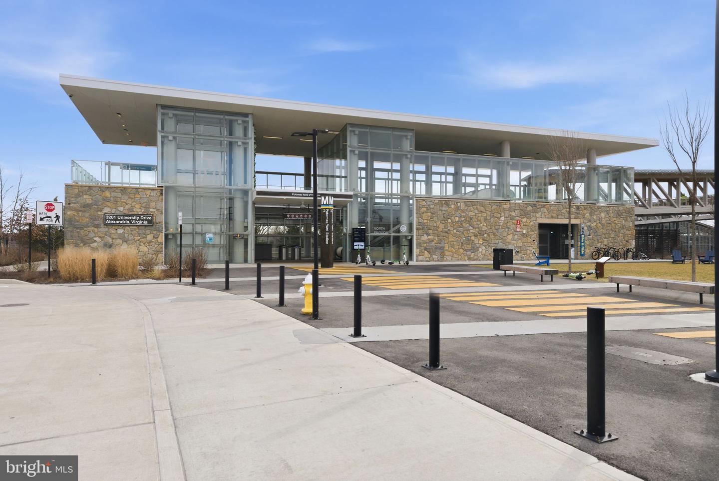 3600 S GLEBE RD S #504W, ARLINGTON, Virginia 22202, 1 Bedroom Bedrooms, ,1 BathroomBathrooms,Residential,For sale,3600 S GLEBE RD S #504W,VAAR2067314 MLS # VAAR2067314 3600 S GLEBE RD S #504W, ARLINGTON, Virginia 22202, 1 Bedroom Bedrooms, ,1 BathroomBathrooms,Residential,For sale,3600 S GLEBE RD S #504W,VAAR2067314 MLS # VAAR2067314