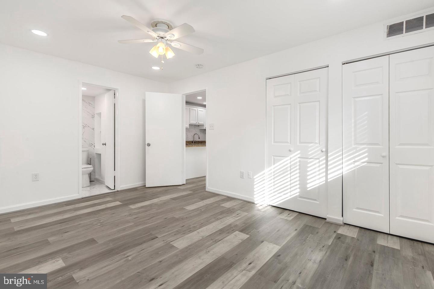 7354 LEE HWY #T2, FALLS CHURCH, Virginia 22046, 2 Bedrooms Bedrooms, ,1 BathroomBathrooms,Residential,For sale,7354 LEE HWY #T2,VAFX2284088 MLS # VAFX2284088