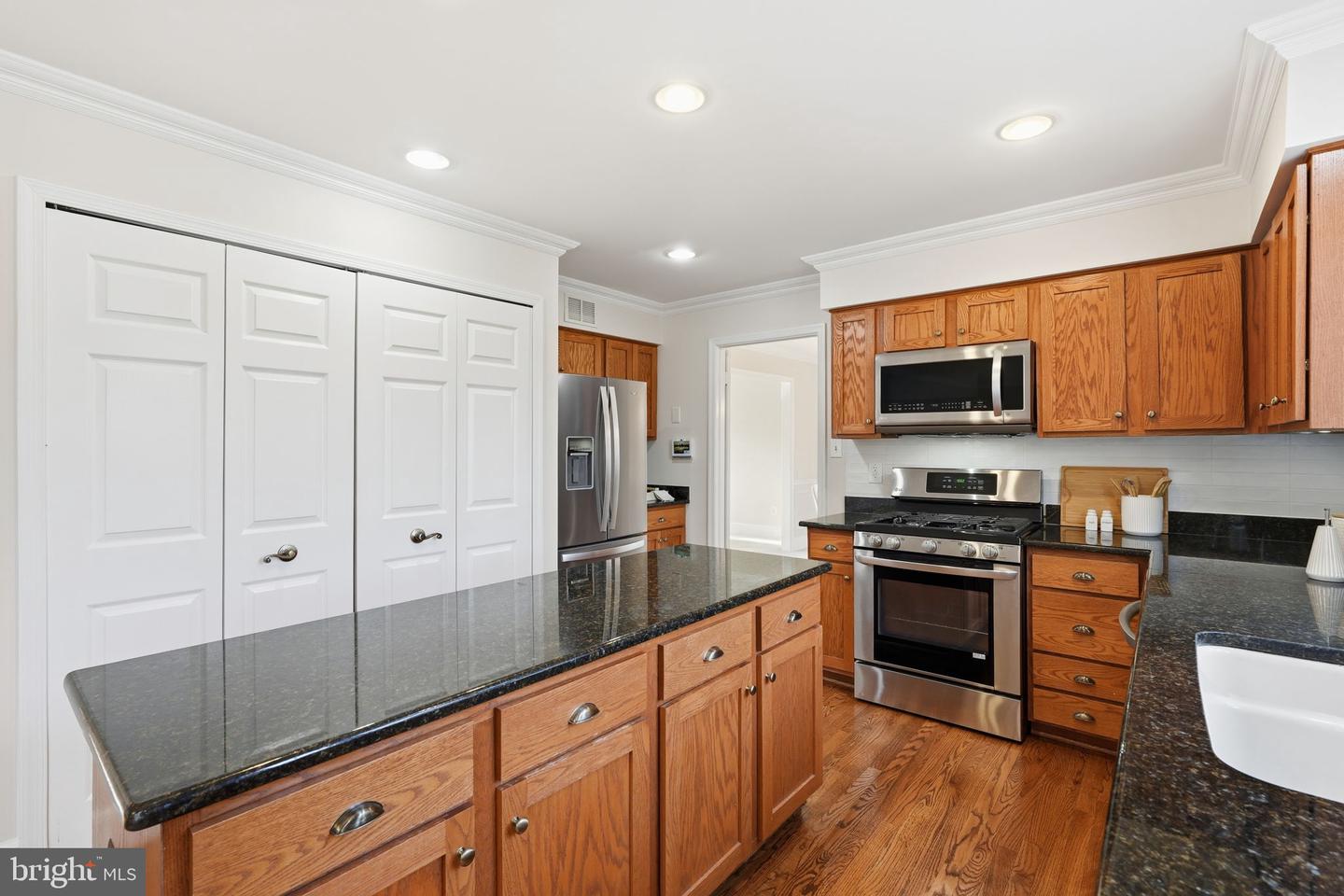 13306 TANNERY CT, FAIRFAX, Virginia 22033, 4 Bedrooms Bedrooms, ,2 BathroomsBathrooms,Residential,For sale,13306 TANNERY CT,VAFX2284110 MLS # VAFX2284110