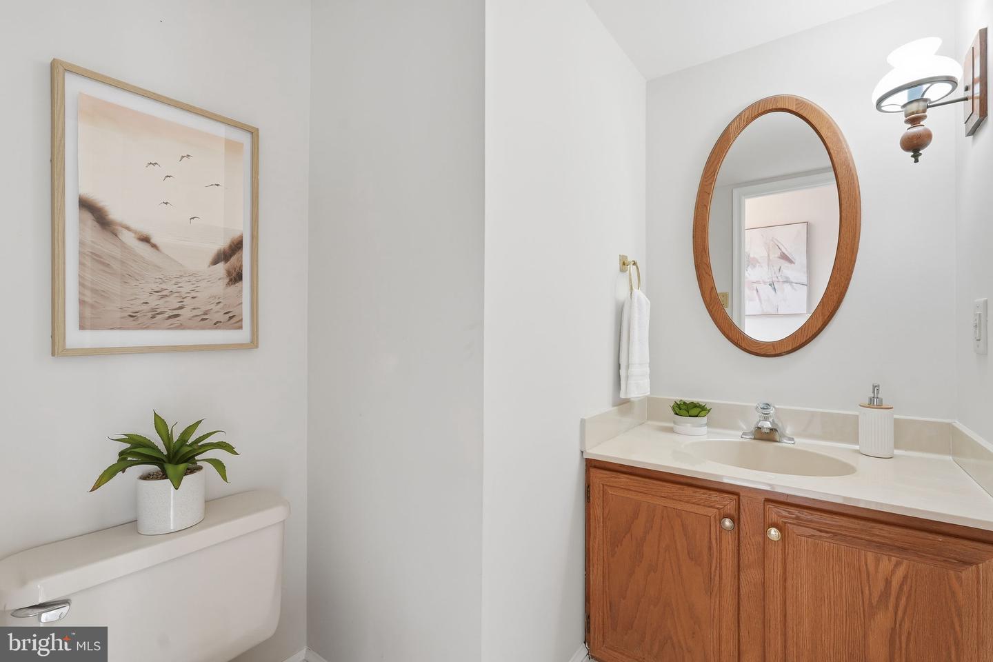 13306 TANNERY CT, FAIRFAX, Virginia 22033, 4 Bedrooms Bedrooms, ,2 BathroomsBathrooms,Residential,For sale,13306 TANNERY CT,VAFX2284110 MLS # VAFX2284110