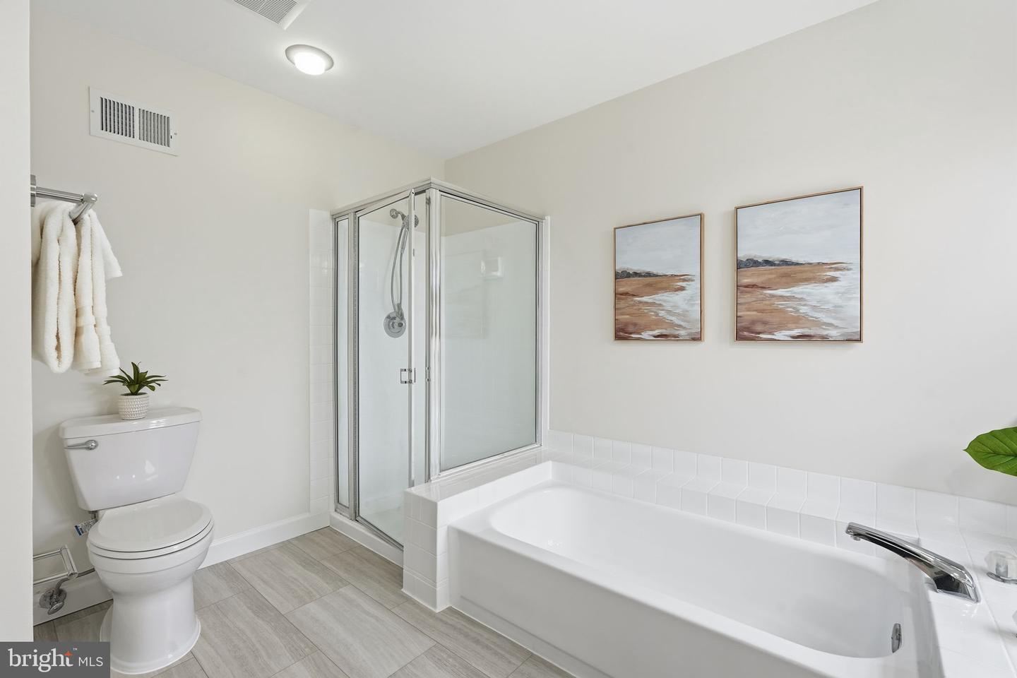 13306 TANNERY CT, FAIRFAX, Virginia 22033, 4 Bedrooms Bedrooms, ,2 BathroomsBathrooms,Residential,For sale,13306 TANNERY CT,VAFX2284110 MLS # VAFX2284110