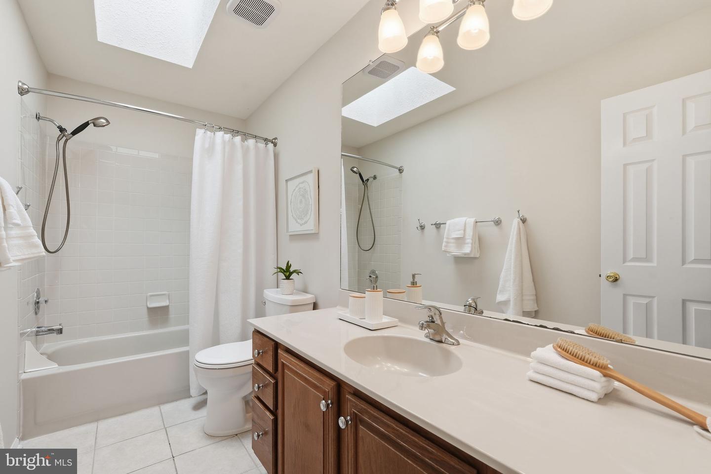 13306 TANNERY CT, FAIRFAX, Virginia 22033, 4 Bedrooms Bedrooms, ,2 BathroomsBathrooms,Residential,For sale,13306 TANNERY CT,VAFX2284110 MLS # VAFX2284110