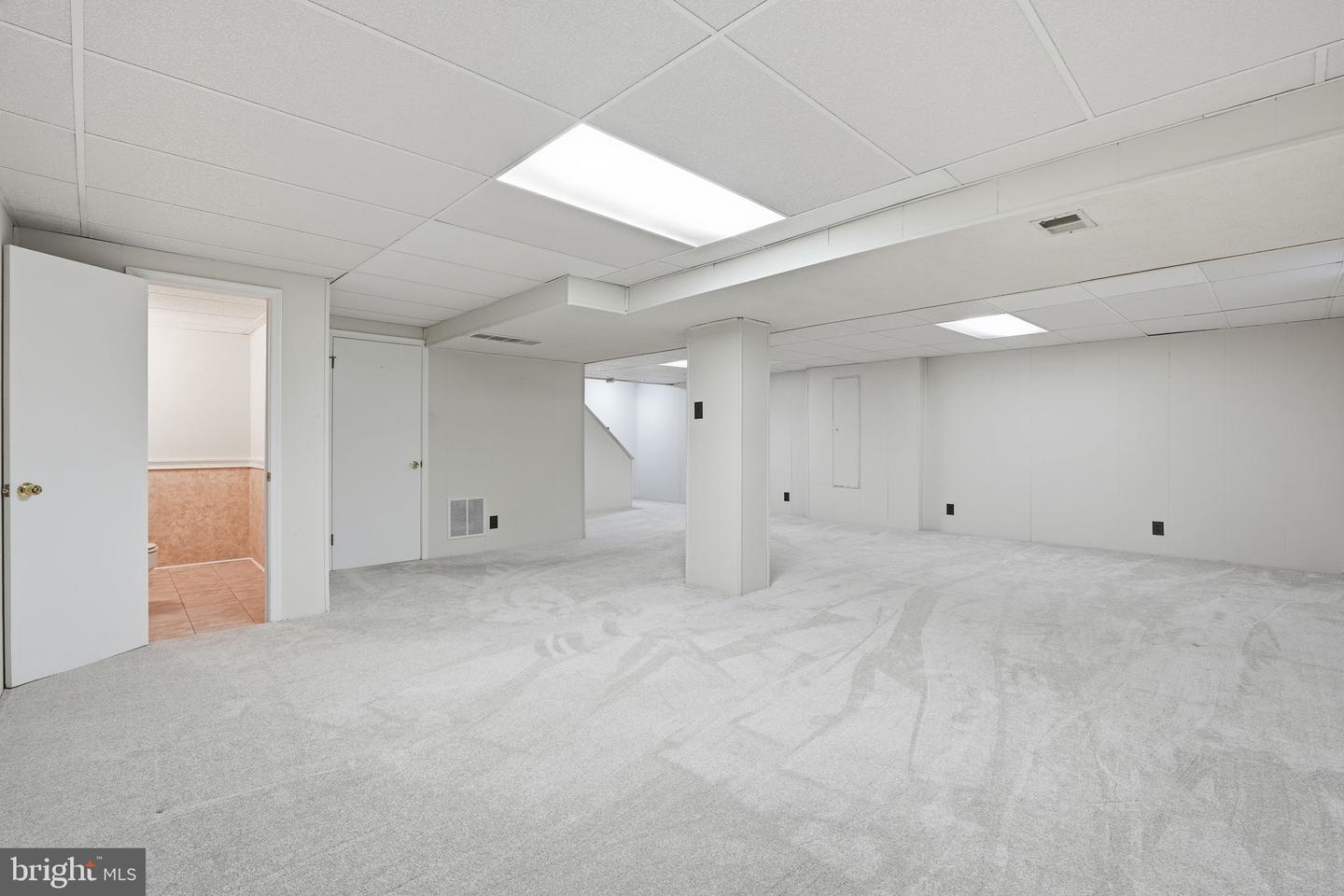 13306 TANNERY CT, FAIRFAX, Virginia 22033, 4 Bedrooms Bedrooms, ,2 BathroomsBathrooms,Residential,For sale,13306 TANNERY CT,VAFX2284110 MLS # VAFX2284110