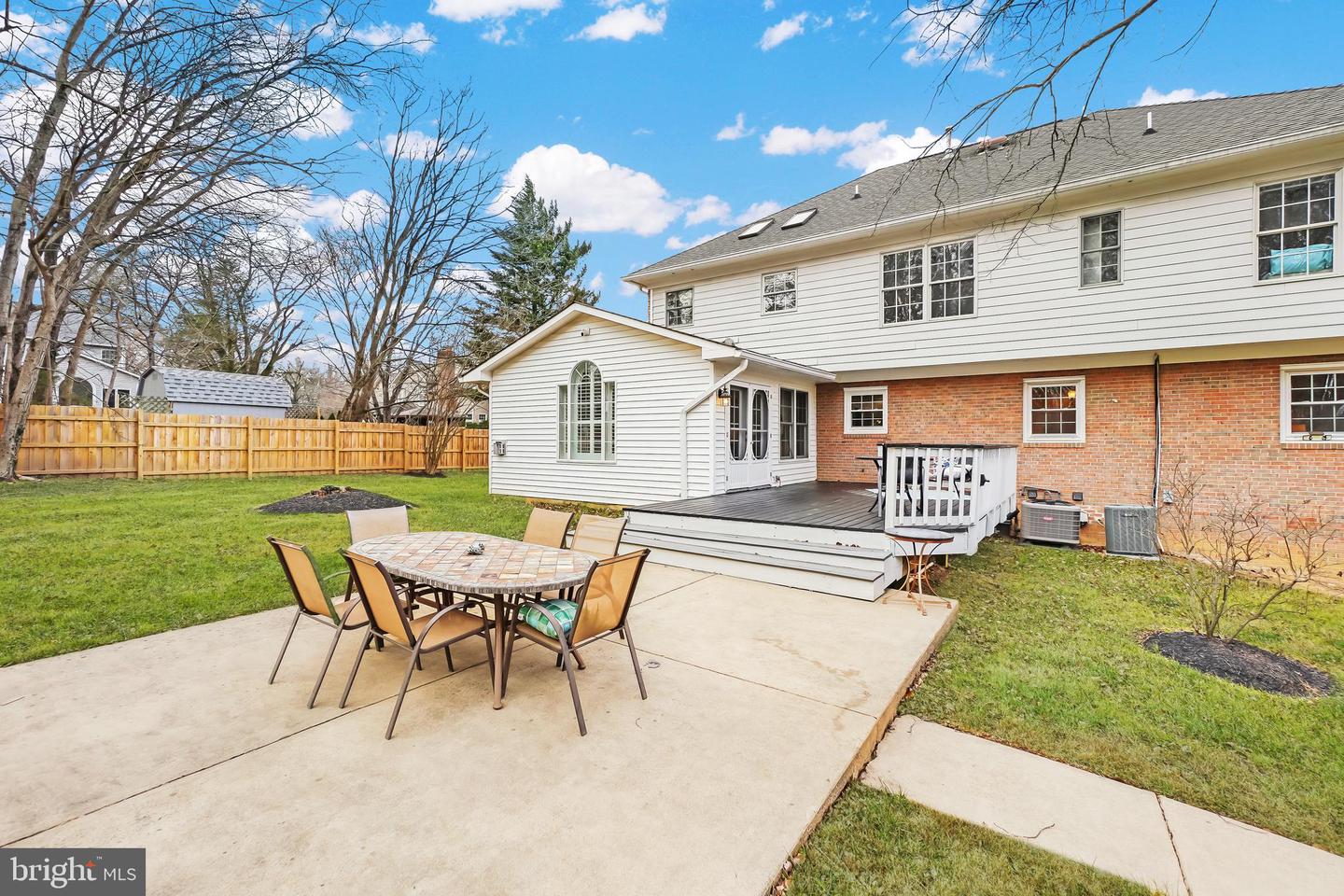 4515 FOREST HILL DR, FAIRFAX, Virginia 22030, 5 Bedrooms Bedrooms, ,6 BathroomsBathrooms,Residential,For sale,4515 FOREST HILL DR,VAFX2284116 MLS # VAFX2284116 4515 FOREST HILL DR, FAIRFAX, Virginia 22030, 5 Bedrooms Bedrooms, ,6 BathroomsBathrooms,Residential,For sale,4515 FOREST HILL DR,VAFX2284116 MLS # VAFX2284116