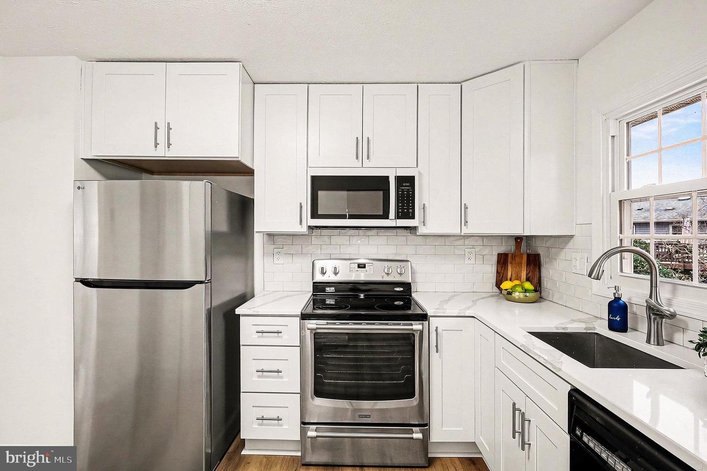 3400 AUSTIN CT, ALEXANDRIA, Virginia 22310, 4 Bedrooms Bedrooms, ,3 BathroomsBathrooms,Residential,For sale,3400 AUSTIN CT,VAFX2284160 MLS # VAFX2284160