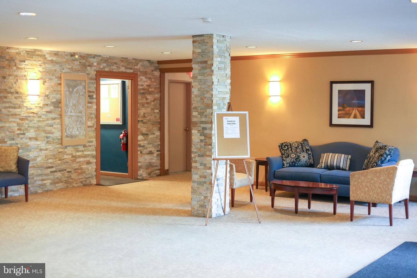 1830 COLUMBIA PIKE S #104, ARLINGTON, Virginia 22204, 1 Bedroom Bedrooms, ,1 BathroomBathrooms,Residential,For sale,1830 COLUMBIA PIKE S #104,VAAR2067348 MLS # VAAR2067348