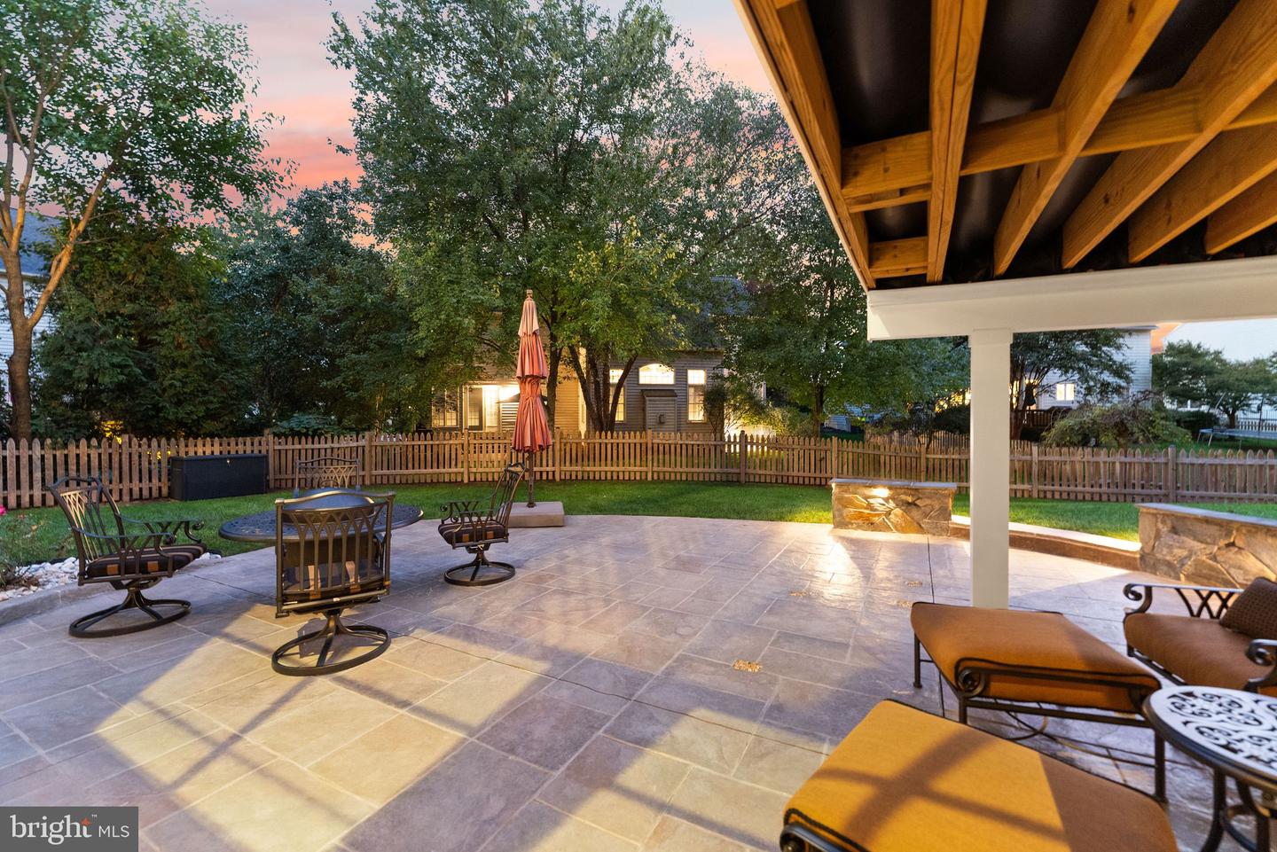 18571 DETTINGTON CT, LEESBURG, Virginia 20176, 5 Bedrooms Bedrooms, 8 Rooms Rooms,3 BathroomsBathrooms,Residential,For sale,18571 DETTINGTON CT,VALO2113388 MLS # VALO2113388 18571 DETTINGTON CT, LEESBURG, Virginia 20176, 5 Bedrooms Bedrooms, 8 Rooms Rooms,3 BathroomsBathrooms,Residential,For sale,18571 DETTINGTON CT,VALO2113388 MLS # VALO2113388