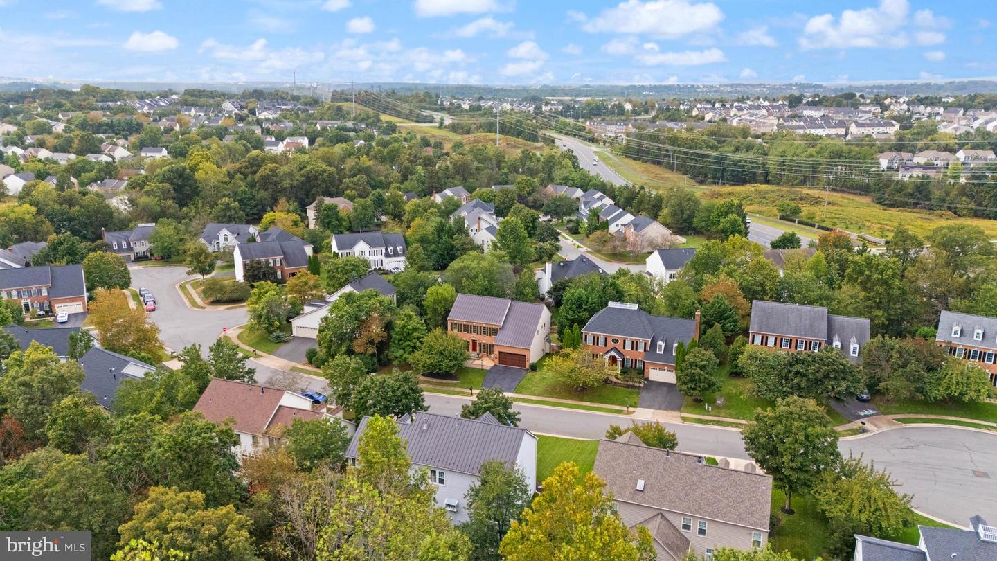 18571 DETTINGTON CT, LEESBURG, Virginia 20176, 5 Bedrooms Bedrooms, 8 Rooms Rooms,3 BathroomsBathrooms,Residential,For sale,18571 DETTINGTON CT,VALO2113388 MLS # VALO2113388 18571 DETTINGTON CT, LEESBURG, Virginia 20176, 5 Bedrooms Bedrooms, 8 Rooms Rooms,3 BathroomsBathrooms,Residential,For sale,18571 DETTINGTON CT,VALO2113388 MLS # VALO2113388