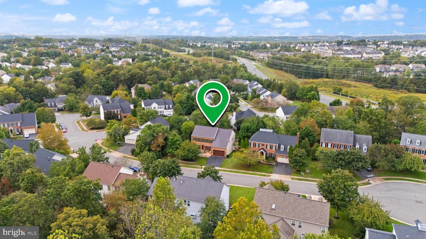 18571 DETTINGTON CT, LEESBURG, Virginia 20176, 5 Bedrooms Bedrooms, 8 Rooms Rooms,3 BathroomsBathrooms,Residential,For sale,18571 DETTINGTON CT,VALO2113388 MLS # VALO2113388 18571 DETTINGTON CT, LEESBURG, Virginia 20176, 5 Bedrooms Bedrooms, 8 Rooms Rooms,3 BathroomsBathrooms,Residential,For sale,18571 DETTINGTON CT,VALO2113388 MLS # VALO2113388