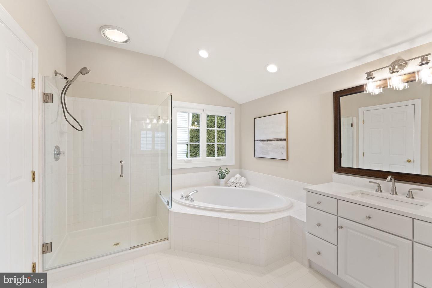 18571 DETTINGTON CT, LEESBURG, Virginia 20176, 5 Bedrooms Bedrooms, 8 Rooms Rooms,3 BathroomsBathrooms,Residential,For sale,18571 DETTINGTON CT,VALO2113388 MLS # VALO2113388 18571 DETTINGTON CT, LEESBURG, Virginia 20176, 5 Bedrooms Bedrooms, 8 Rooms Rooms,3 BathroomsBathrooms,Residential,For sale,18571 DETTINGTON CT,VALO2113388 MLS # VALO2113388