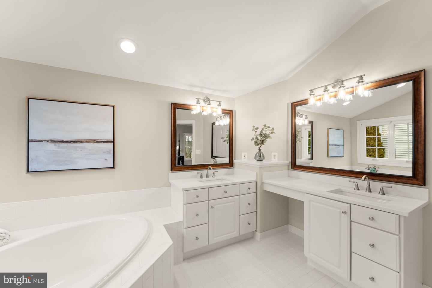 18571 DETTINGTON CT, LEESBURG, Virginia 20176, 5 Bedrooms Bedrooms, 8 Rooms Rooms,3 BathroomsBathrooms,Residential,For sale,18571 DETTINGTON CT,VALO2113388 MLS # VALO2113388 18571 DETTINGTON CT, LEESBURG, Virginia 20176, 5 Bedrooms Bedrooms, 8 Rooms Rooms,3 BathroomsBathrooms,Residential,For sale,18571 DETTINGTON CT,VALO2113388 MLS # VALO2113388