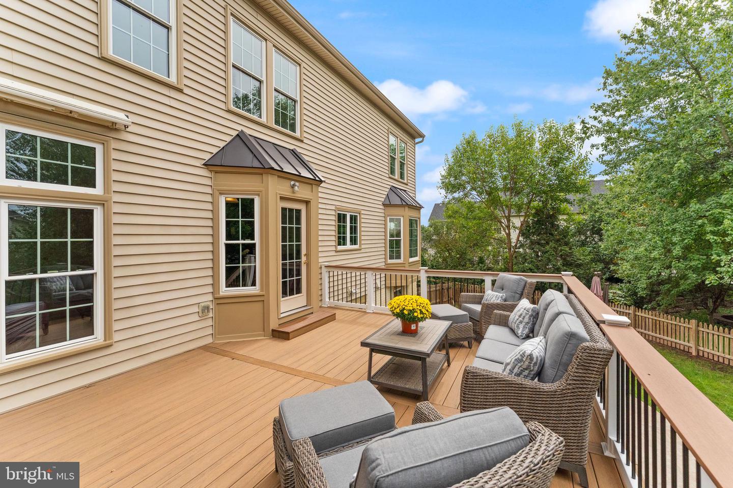 18571 DETTINGTON CT, LEESBURG, Virginia 20176, 5 Bedrooms Bedrooms, 8 Rooms Rooms,3 BathroomsBathrooms,Residential,For sale,18571 DETTINGTON CT,VALO2113388 MLS # VALO2113388 18571 DETTINGTON CT, LEESBURG, Virginia 20176, 5 Bedrooms Bedrooms, 8 Rooms Rooms,3 BathroomsBathrooms,Residential,For sale,18571 DETTINGTON CT,VALO2113388 MLS # VALO2113388