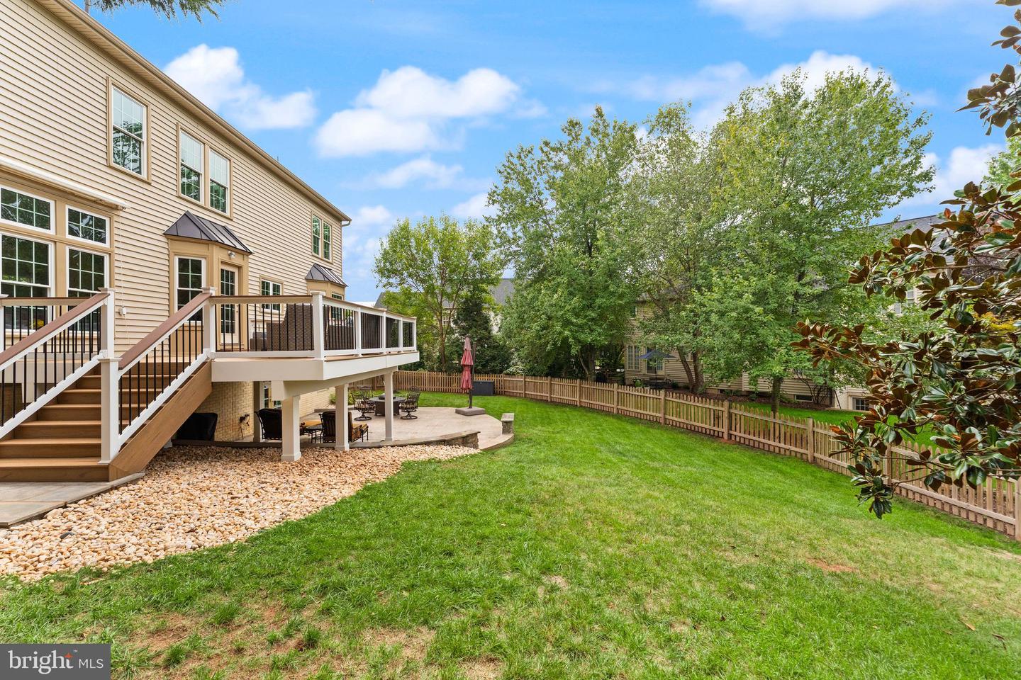 18571 DETTINGTON CT, LEESBURG, Virginia 20176, 5 Bedrooms Bedrooms, 8 Rooms Rooms,3 BathroomsBathrooms,Residential,For sale,18571 DETTINGTON CT,VALO2113388 MLS # VALO2113388 18571 DETTINGTON CT, LEESBURG, Virginia 20176, 5 Bedrooms Bedrooms, 8 Rooms Rooms,3 BathroomsBathrooms,Residential,For sale,18571 DETTINGTON CT,VALO2113388 MLS # VALO2113388