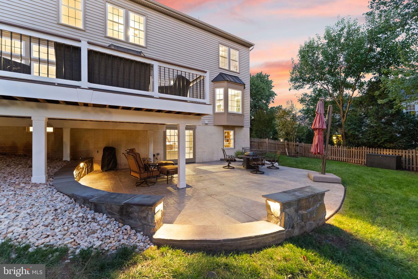 18571 DETTINGTON CT, LEESBURG, Virginia 20176, 5 Bedrooms Bedrooms, 8 Rooms Rooms,3 BathroomsBathrooms,Residential,For sale,18571 DETTINGTON CT,VALO2113388 MLS # VALO2113388 18571 DETTINGTON CT, LEESBURG, Virginia 20176, 5 Bedrooms Bedrooms, 8 Rooms Rooms,3 BathroomsBathrooms,Residential,For sale,18571 DETTINGTON CT,VALO2113388 MLS # VALO2113388