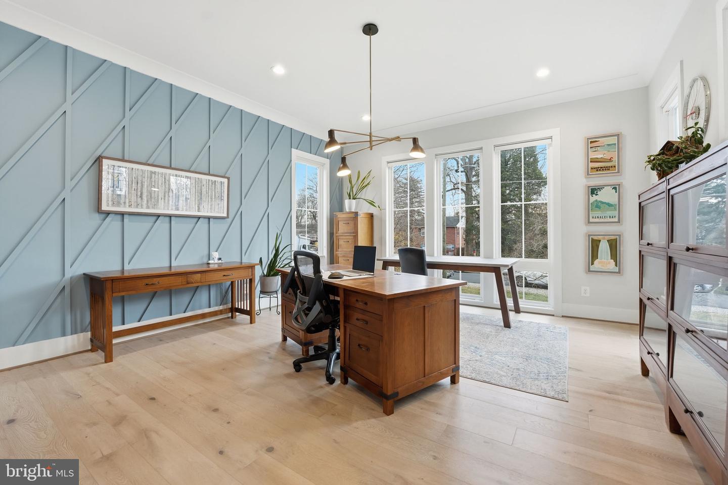 311 ALBRECHT CIR SW, VIENNA, Virginia 22180, 6 Bedrooms Bedrooms, ,5 BathroomsBathrooms,Residential,For sale,311 ALBRECHT CIR SW,VAFX2284252 MLS # VAFX2284252