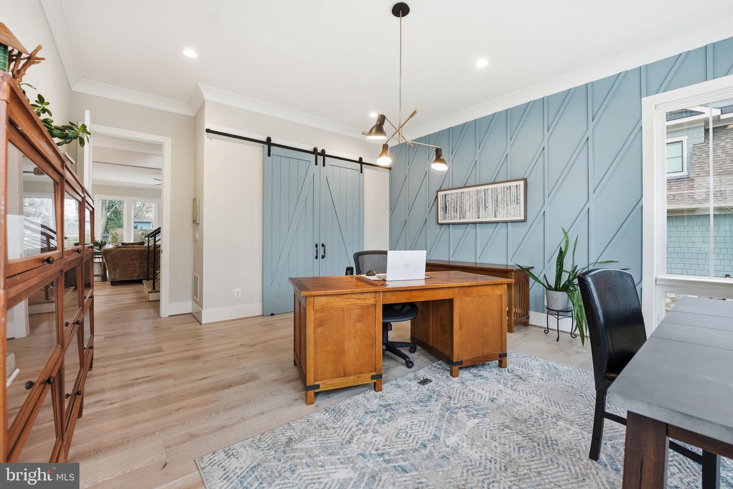 311 ALBRECHT CIR SW, VIENNA, Virginia 22180, 6 Bedrooms Bedrooms, ,5 BathroomsBathrooms,Residential,For sale,311 ALBRECHT CIR SW,VAFX2284252 MLS # VAFX2284252